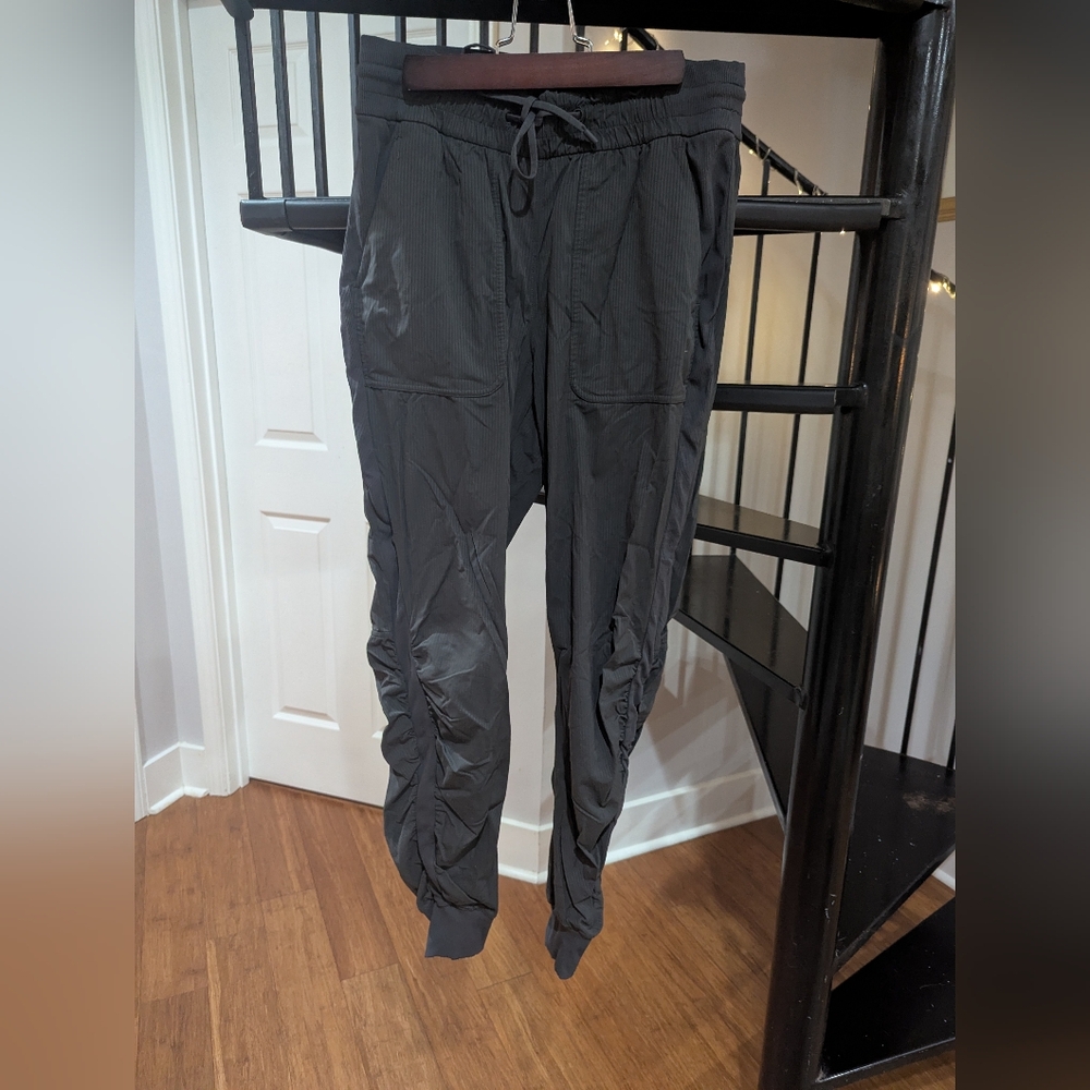 Beyond The Studio - High Rise Joggers